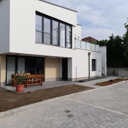 Kempi Kuckoja Balatonalmadi Luaran gambar