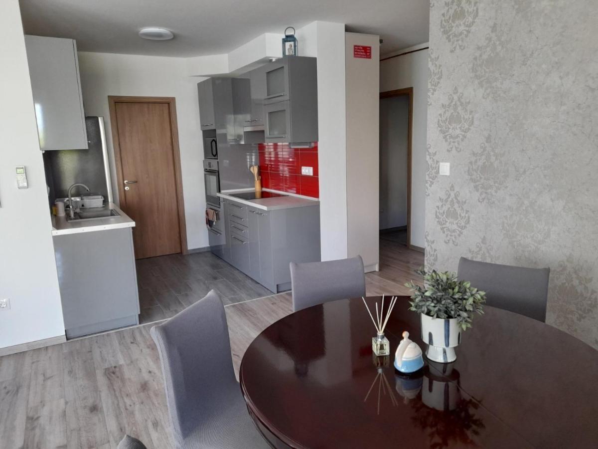 Kempi Kuckoja Balatonalmadi Luaran gambar